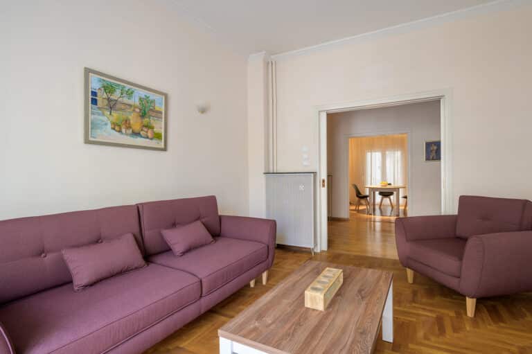 διαχειριση airbnb σαλονι